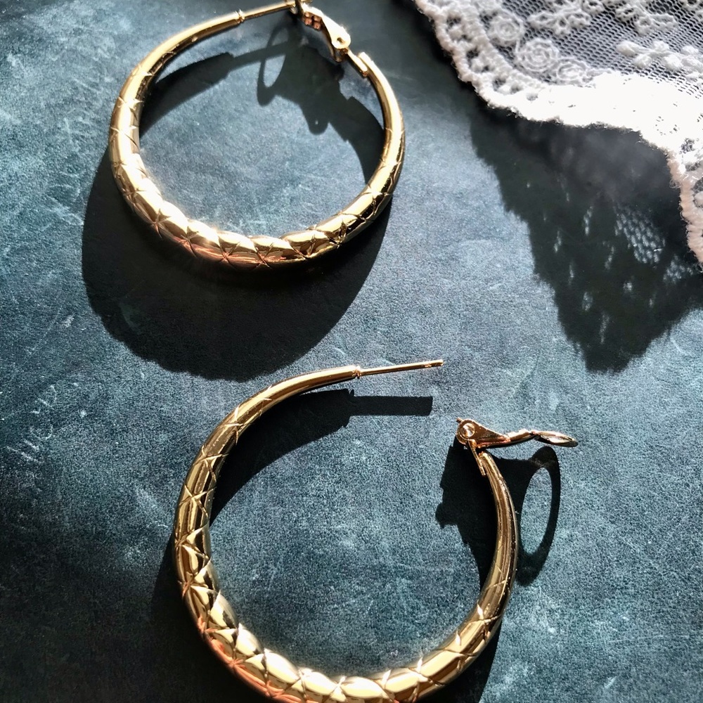 Textured Hoops - Picture 3 of 8